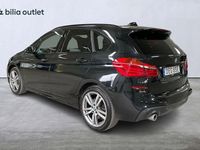 begagnad BMW 225 Active Tourer xe M Sport Värmare Head Up Skinn B-kam