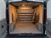 begagnad Opel Vivaro 2.0 CDTI skåpbil