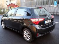 begagnad Toyota Yaris Hybrid e-CVT Euro 6