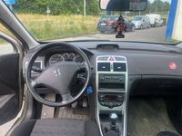 begagnad Peugeot 307 SW 2.0 136hk panorama tak