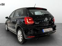Begagnad VW Polo Comfortline 90 HK (66 kW) 2017 Svart Halvkombi