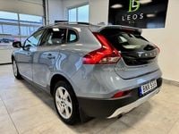 Begagnad Volvo V40 CC Momentum 152 HK (111 kW) 2017 Blå Kombi