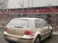 Begagnad VW Golf IV 102 HK (75 kW) 2001 Halvkombi