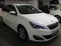 Begagnad Peugeot 308 SW Allure 150 HK (110 kW) 2014 Vit Kombi