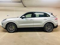 begagnad Porsche Cayenne Hybrid Sportcrono pkt Luftfjädring 2020, SUV