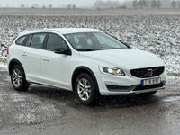 begagnad Volvo V60 CC D3 Momentum Euro 6 | NYBES