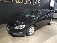 Begagnad Volvo V60 Momentum 136 HK (100 kW) 2014 Svart Kombi