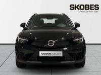Begagnad Volvo XC40 Core 175 kW (238 HK) 2023 Svart SUV