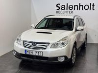 Begagnad Subaru Outback 150 HK (110 kW) 2011 Vit Kombi