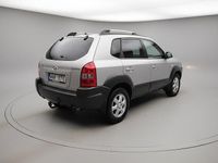 Begagnad Hyundai Tucson GLS 141 HK (103 kW) 2004 Silvermetallic SUV