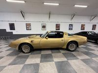 Begagnad Pontiac Firebird 152 HK (111 kW) 1979 Gul Sportkupé