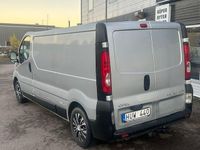 Begagnad Opel Vivaro 114 HK (83 kW) 2009 Silver Minibuss