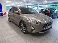 begagnad Ford Focus Titanium 5D 1.0T EcoBoost 125hk Euro6/LågSkatt