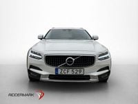 Begagnad Volvo V90 CC Plus 190 HK (139 kW) 2017 Vit Kombi
