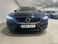 Begagnad Volvo V60 Momentum 192 HK (141 kW) 2020 Svart Kombi