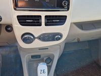 begagnad Renault Zoe R240 22 kWh Nav SoV Nyserv 1169 kr/mån