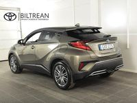 Begagnad Toyota C-HR Executive 184 HK (135 kW) 2021 Grön SUV