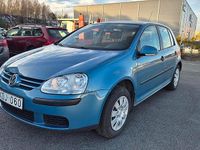 Begagnad VW Golf IV Trendline 102 HK (75 kW) 2006 Blå Halvkombi
