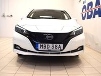 Begagnad Nissan Leaf N-Connecta 160 kW (218 HK) 2022 Vit Halvkombi