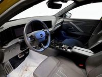 Begagnad Opel Astra 131 HK (96 kW) 2023 Gul Halvkombi