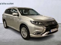 begagnad Mitsubishi Outlander P-HEV 2.4 Hybrid 4WD Kamera Drag Värm