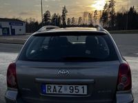 begagnad Toyota Avensis Kombi 2.0 D-4 VVT-i