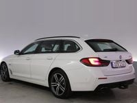 Begagnad BMW 530 292 HK (214 kW) 2023 Vit Kombi