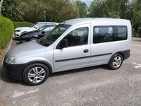 Begagnad Opel Combo 75 HK (55 kW) 2007 Minibuss