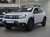 Begagnad Dacia Duster 150 HK (110 kW) 2023 Vit SUV