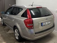 Begagnad Kia Ceed Sportswagon 116 HK (85 kW) 2010 Silver Kombi