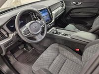 Begagnad Volvo XC60 Core 253 HK (186 kW) 2023 Svart SUV