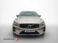 Begagnad Volvo XC60 Plus 350 HK (257 kW) 2022 Grå SUV