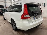 Begagnad Volvo V70 Standard 190 HK (139 kW) 2015 Vit Kombi