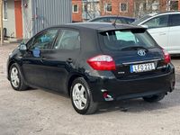 begagnad Toyota Auris Hybrid e-CVT 136hk Keyless 1 Ägare