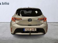 begagnad Toyota Corolla 1,8 5D Hybrid Style / Drag / GPS / V-hjul / M-värm