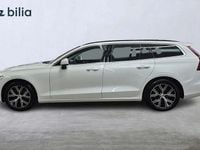 Begagnad Volvo V60 Core 200 HK (147 kW) 2023 Vit Kombi