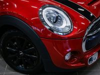 begagnad Mini Cooper S 5-dörrars Chili wired paket 2015, Halvkombi