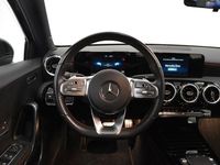 begagnad Mercedes A200 Benz 7G-DCT AMG DRAG LED S&V 2021, Personbil