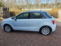 begagnad Audi A1 Sportback 1.2 TFSI S&V-hjul Nyserv och Besik.