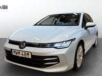 Begagnad VW Golf VIII Life 150 HK (110 kW) 2024 Crystal ice blue metallic Halvkombi