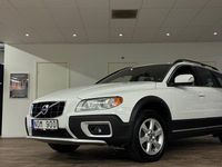 Begagnad Volvo XC70 Momentum 163 HK (119 kW) 2013 Vit Kombi