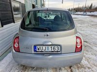 Begagnad Nissan Micra 65 HK (47 kW) 2005 Silver Halvkombi