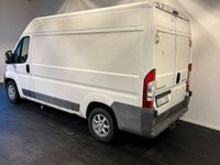 begagnad Peugeot Boxer Van 333 3.0 HDi 158hk / Dragkrok / Nybes.