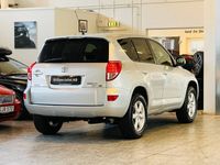 begagnad Toyota RAV4 2.0 VVT-i 4x4 NY-BES Toppskick 152hk 0%Ränta