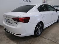 Begagnad Toyota Avensis Active 143 HK (105 kW) 2016 Vit Sedan