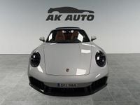 Begagnad Porsche 911 541 HK (397 kW) 2025 Grå