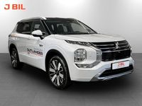 Begagnad Mitsubishi Outlander Instyle 306 HK (225 kW) 2025 White diamond with black roof SUV