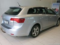 Begagnad Toyota Avensis 124 HK (91 kW) 2012 Silver samma som bilen Kombi