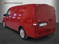 Begagnad Mercedes Vito 136 HK (100 kW) 2017 Röd Van