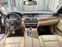begagnad BMW 523 i Sedan Steptronic Euro 5